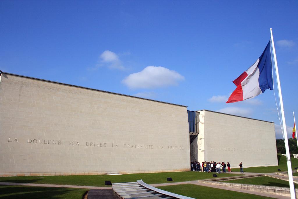 Sphinx Residences - Tempologis Memorial Кан Екстериор снимка